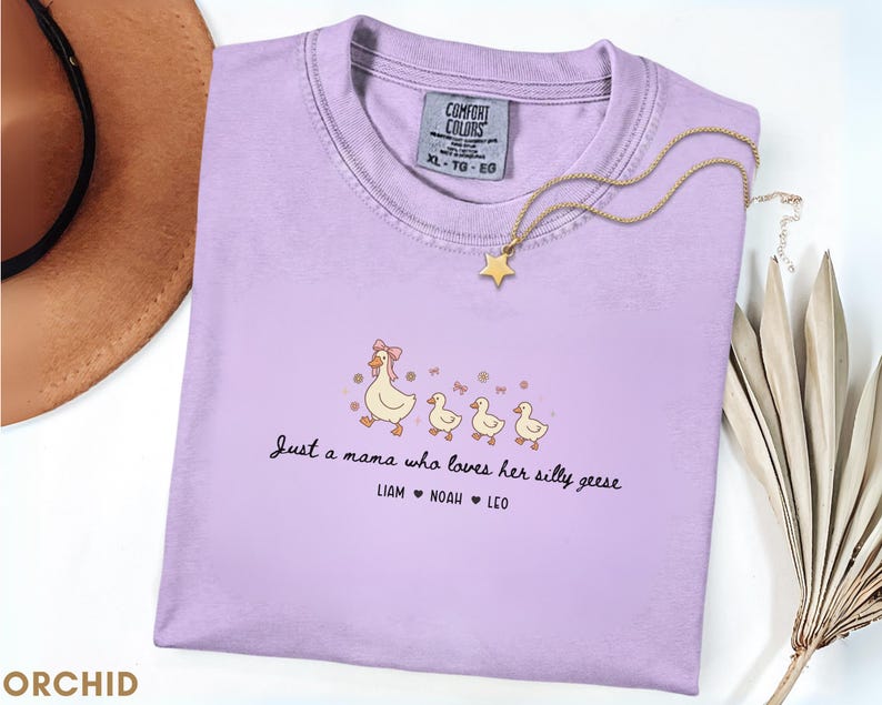 Personalized Mama Goose - Custom Kids Names - Silly Geese Mom Gift