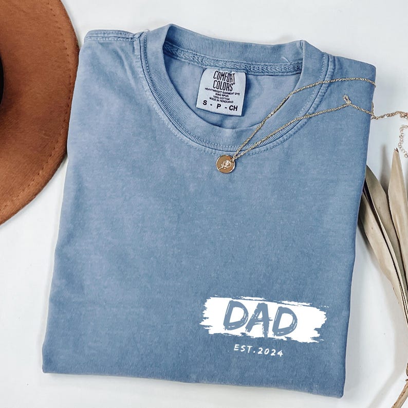 Personalized Dad EST Year - Custom Father's Day Gift for New Dad & Papa