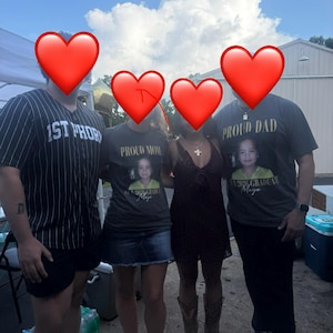 Ordered shirts for my daughter‘s graduation party. They were very cute and were a huge hit with the crowd.😊