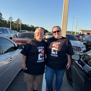 Excellent shirt quality, arrived on time, these shirts were a hit at all of my daughter’s soccer games! ❤️