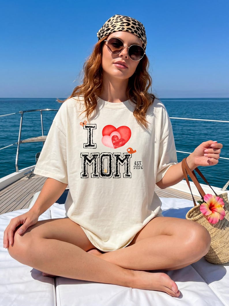 I Heart Mom Custom Year Hearts Bird Butterfly Cute Mother's Day Gift Top